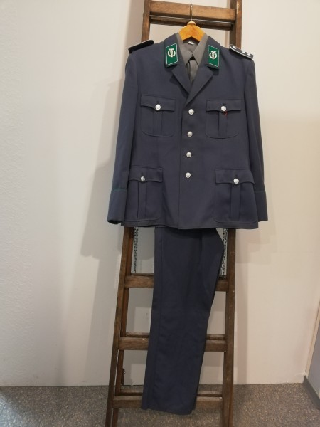 DDR Jacke, Hosen und Hemd - Kommissar der Zollverwaltung