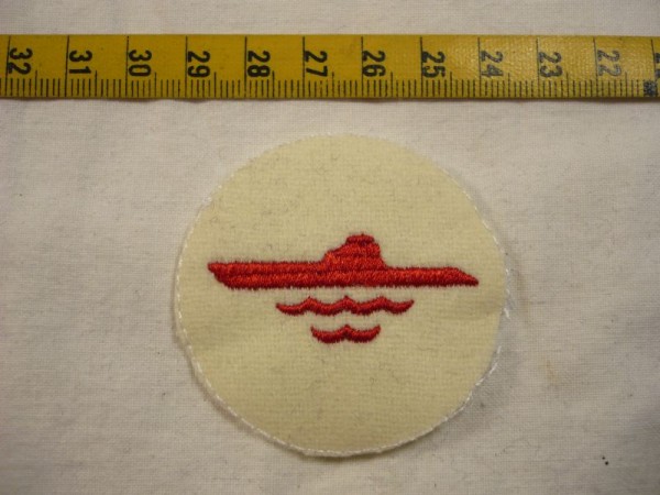 Laufbahnabzeichen, U-Boot Personal, rot auf weiß maschinengestickt