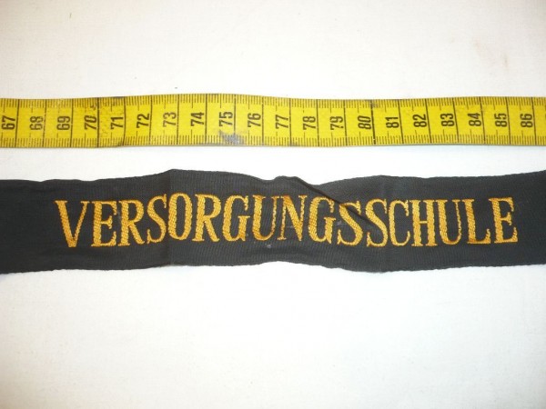 Mützenband, Versorgungsschule