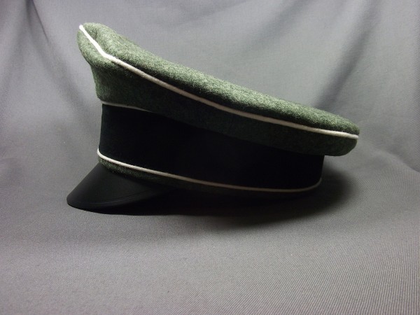 Schirmmütze, Mannschaften, feldgrau, melliertes Tuch, ohne Hersteller, ohne Abzeichen, Lederschirm. Mit Knick !! Bitte bei Angaben des Kunden die Größe und die Waffenfarbe angeben !