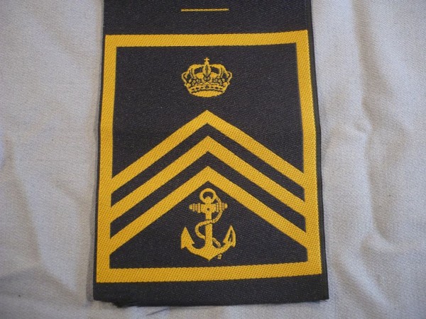 Dienstgradabzeichen Oberstabsgefreiter- Unteroffizier/ Sergeant/ Petty Officer 2nd Class Marine mit Krone und Anker