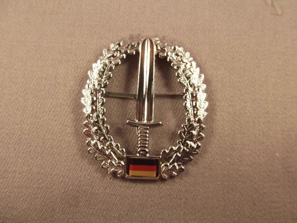 Barettabzeichen, Kommando- Spezialkräfte, Metall  verchromt