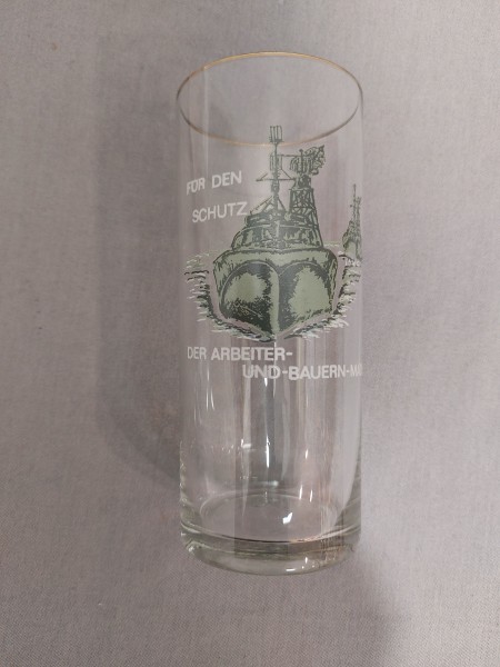 DDR Glas Trinkglas mit Aufdruck NVA Volksmarine Panzer Schiffe - diverse zur Auswahl