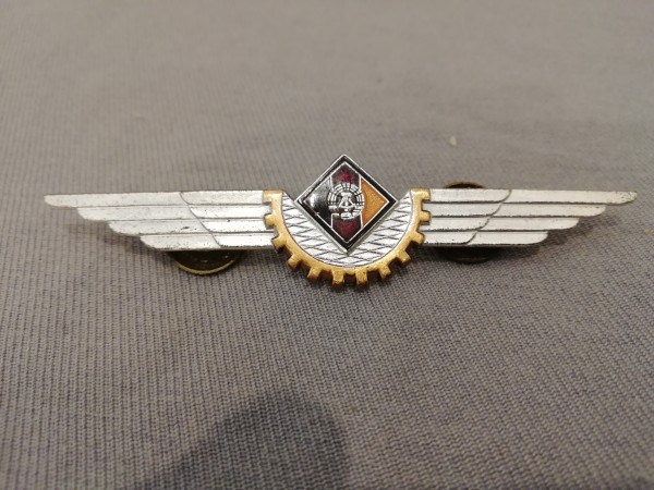 DDR Dienstlaufbahnabzeichen für Flugzeugtechniker sehr selten