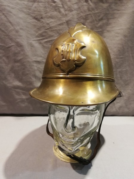 Feuerwehr Bayern Helm Messing komplett mit Innenfutter und Stadtwappen