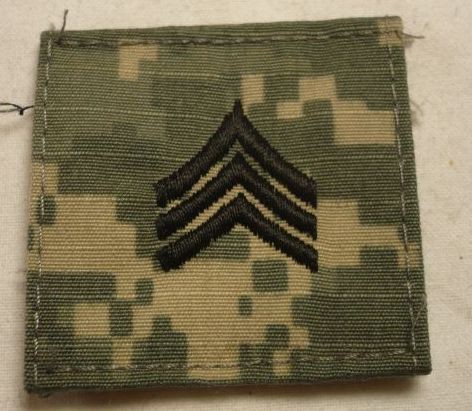 Dienstgradabzeichen, Kragenabzeichen, ACU Digital, ohne Klett, Sergeant