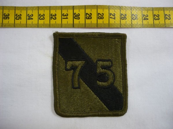 Armabzeichen 75th Infantry Division, tarnfarben ( OD )