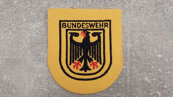Bundeswehr Armabzeichen mit Adler und Schriftzug auf gelb