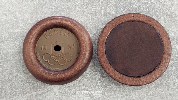 3.Reich Koppelschloßauflage der Olympiade Berlin 1936 als Wandbild