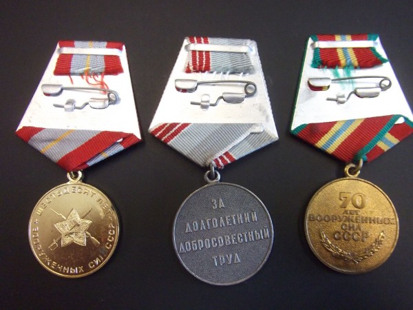 Medaille Veteran der Arbeit und 60 und 70 Jahrestag Rote Armee