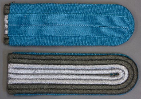 Schulterklappen, Luftstreitkräfte, Fähnrich, mit Schlaufen, Neu
