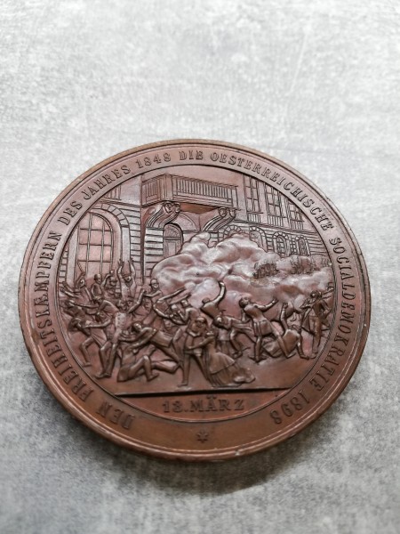 Preussen Bronzemedaille 1898 Den Freiheitskämpfern vom 13 März 1848 Die Österreichische Sozialdemokr