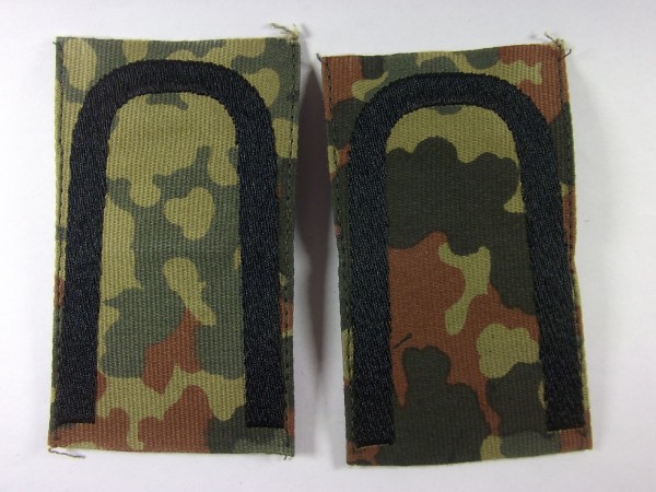Rangschlaufen Unteroffizier schwarz auf Flecktarn mit Klett