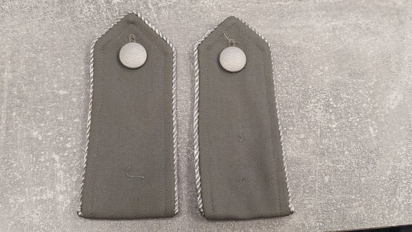 Bundeswehr Schulterklappen Offizier 1.Modell spitze Form Original 1Paar