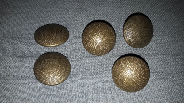 Allgemein: Knopf 21mm gekörnt altgold kurze Öse