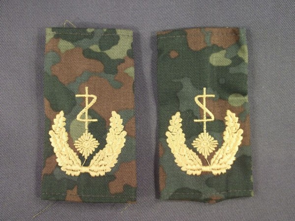 Rangschlaufen, Generalzahnarzt, gelb auf Flecktarn, Dental Medizin