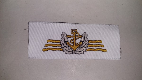 Tätigkeitsabzeichen Seefahrendes Personal, silber auf weiß