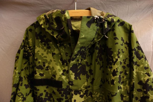 Regenjacke Goretex Grüntarn mit Kapuze #Größe M#, HAMK Brustumfang 128 cm 