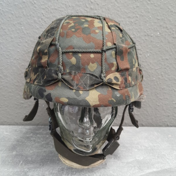 Bundeswehr Helm Gefechtshelm INDUYCO Grösse 55-57cm