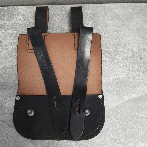 Spatentasche Leder schwarz gestempelt BMG 1965