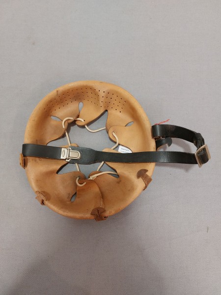 Stahlhelm - Innenfutter mit Riemen Hersteller Höing&Plug Köln Größe 60
