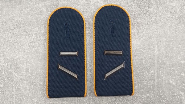 Bundeswehr Schulterklappen Gefreiter UA Luftwaffe blaugrau mit Lasche