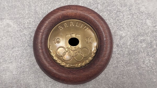 3.Reich Koppelschloßauflage der Olympiade Berlin 1936 als Wandbild