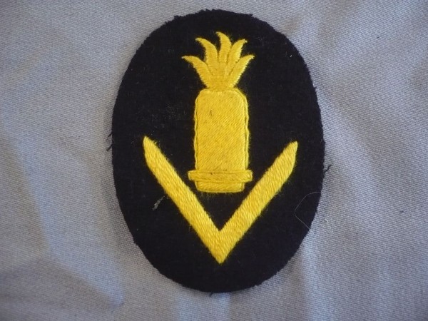 Abzeichen Geschützführer 1 Winkel für Kaiserliche Marine gelb auf blau 1WK 