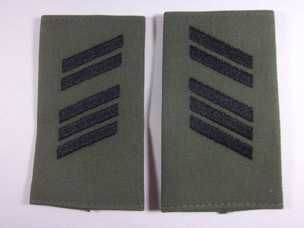 Rangschlaufen Oberstabsgefreiter schwarz auf oliv