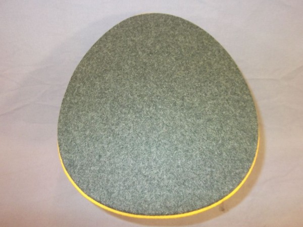 Schirmmütze, Mannschaften, feldgrau, melliertes Tuch, Hersteller Erel, Lederschirm #Größe 55# #Waffenfarbe goldgelb#, ohne Abzeichen, Stoffrand