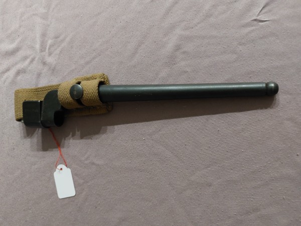 Bajonett No.4 MK II für die Sten Machine Gun mit Koppelschuh