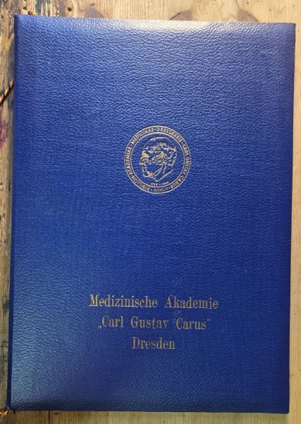 DDR Urkundenmappe Medizinische Akademie Carl Gustav Carus Dresden 31,5cm x 22,5cm