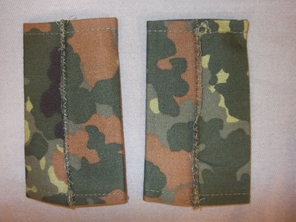 Rangschlaufen Soldat UA weiß auf Flecktarn