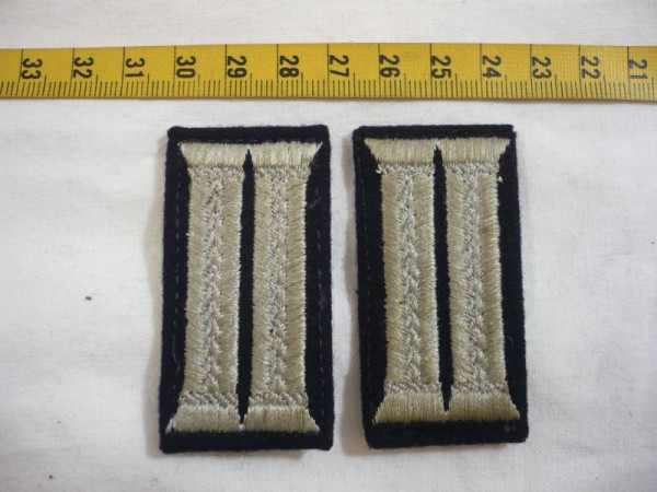 Berlin: Kragenspiegel, Polizei Berlin, Alte Art, rechteckig,  maschinengestickt auf dunkelblau