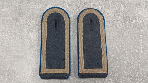 Bundeswehr Schulterklappen Stabsunteroffizier Sanitäter Sanitätstruppe dunkelgrau mit Lasche