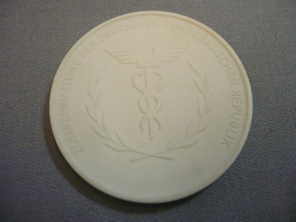 Meissen Medaille im Etui, Zollverwaltung der DDR