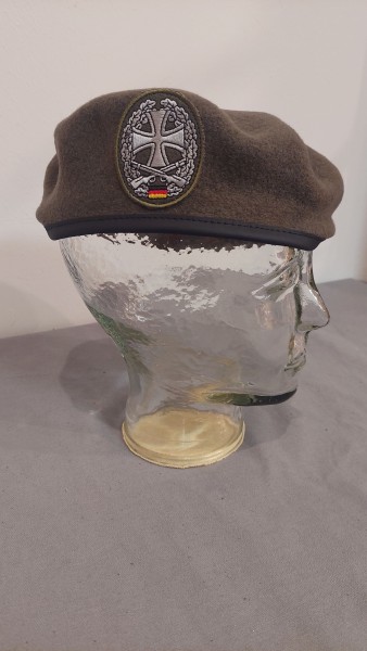 Bundeswehr Barett Heimatschutz mit Abzeichen - Kommandobarett Commando