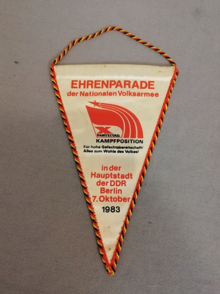 Tischfahne/ Tischwimpel DDR NVA Ehrenparade NVA Berlin 1983
