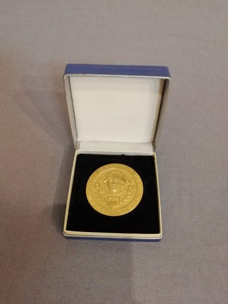 DDR Medaille Neuererbewegung MfS Wachregiment Felix Dzierzynski FDJ