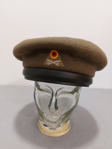 Bundeswehr Barett Panzer 1.Modell mit Innenhelm Grösse 56 Original von 1/63