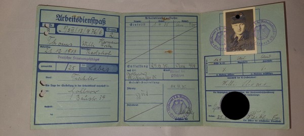 Ausweis, Freiwilliger Arbeitsdienst mit Foto