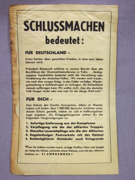 Flugblatt der Allierten als Passierschein zur Kapitulation