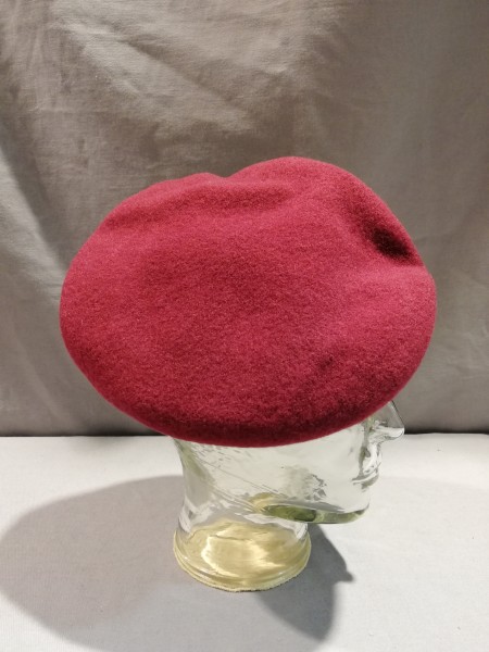 Polizei Bayern Barett bordeaux mit Mützenstern in gold Größe 57 oder 58