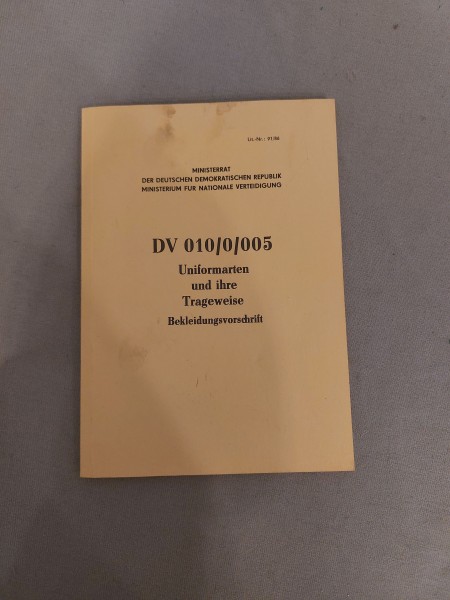 DDR Dienstvorschrift Bekleidungsvorschrift DV 010/0/005