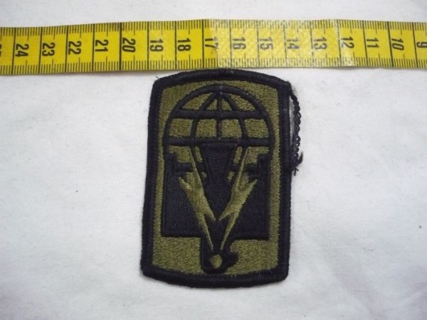 Armabzeichen 11th Signal Brigade, tarnfarben ( OD )