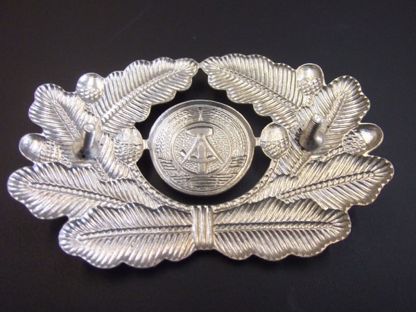 Mützenkranz mit Kokarde Landstreitkräfte, Metall silber, mit Gewinde