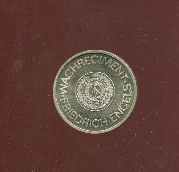 DDR Medaille Wachregiment Friedrich Engels 35,5mm