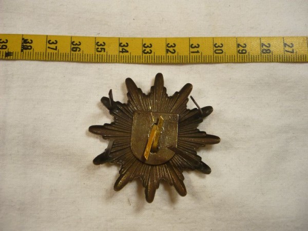 Sachsen: Mützenstern, Polizei Sachsen, Metall, zweiteilig