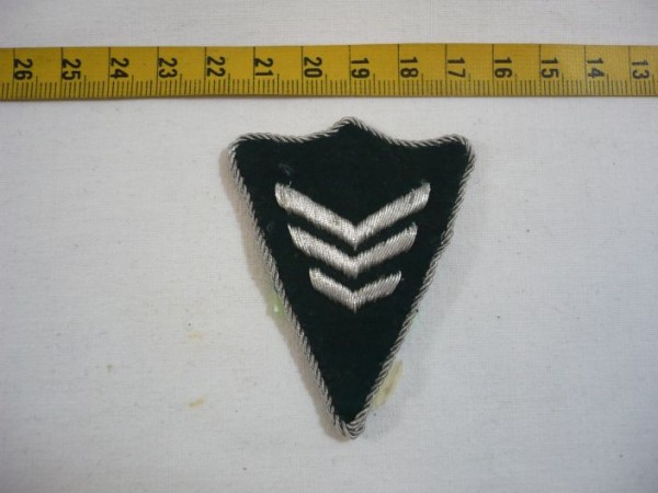 Baden-Wuerttemberg: Kragenspiegel, Polizei Baden-Württemberg, alte Art, Obermeister, 3 Winkel silber auf grün