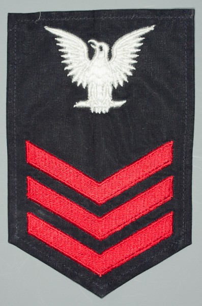 Armabzeichen für Hemden, Dienstgrad ohne Laufbahnabzeichen, Petty Officer First Class 